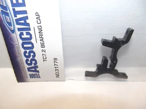 Tappo cuscinetto Team Associated TC7.2 nero 2 pezzi 31779 - Foto 1 di 3
