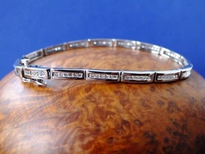 STUNNING 9CT 9K WHITE GOLD 1 CARAT DIAMOND BRACELET 11.5G - PERFECT LOVE TOKEN - Picture 1 of 6