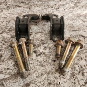 96-00 HONDA CIVIC FRONT LOWER CONTROL ARM BOLTS BRACKET LEFT RIGHT OEM - Picture 1 of 7