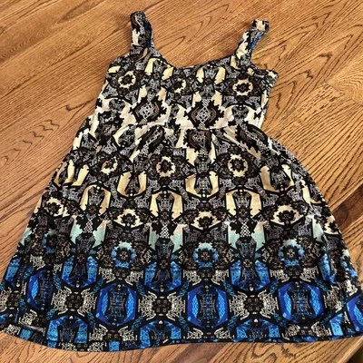 Vestido recto sin mangas de poliéster estampado geométrico multicolor BeBop talla XL Foto 1 de 4