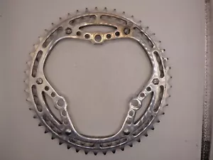VINTAGE ALUMINIUM ALLOY CHAINRINGS 45/49 T - 116 BCD - 1950's/60's - NOS - Picture 1 of 6