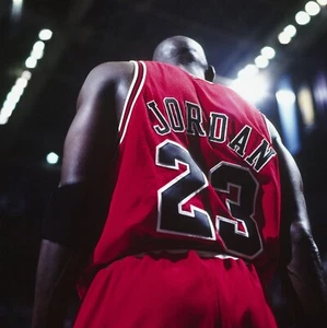 MICHAEL JORDAN LEGENDARY BASKETBALL PLAYER #23 - 4x6 Glossy Printed Photo - Picture 1 of 1