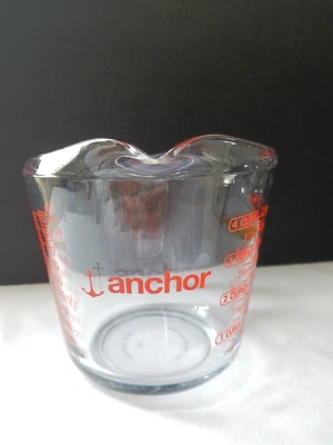Anchor Hocking Glass Measuring Cup 4 Cups 32 Oz 1 Liter Kitchen Baking - Image 1 of 4