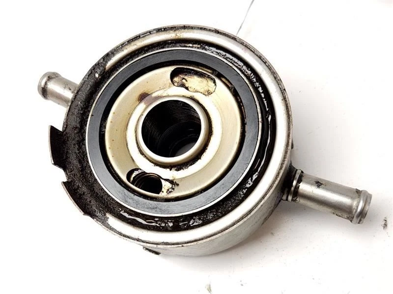 Infiniti QX56 2004-2007 enfriador de aceite de motor OEM 21305-7S010 Foto 1 de 4