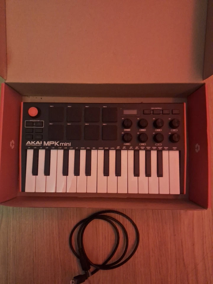 akai mpc mini mk3 - Bild 1 von 2
