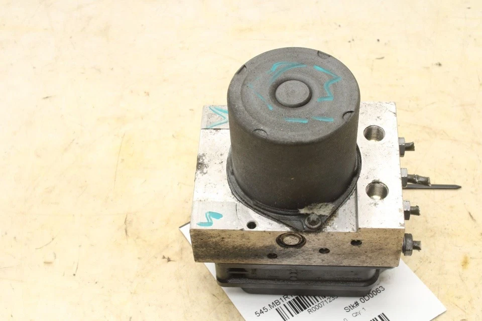 Módulo de control de bomba de freno antibloqueo ABS Mercedes-Benz E350 4Matic 3,5 L AWD 10-14 Foto 1 de 4