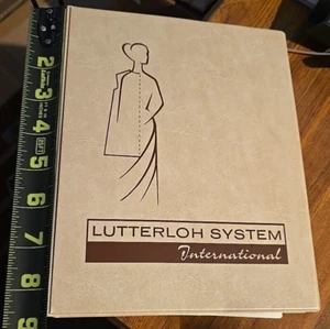 Libro de método de patrón de corte The Golden Rule de Modeverlag Lutterloh de colección - Imagen 1 de 9