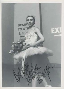 Beriosova, Svetlana. (1932–1998) BALLET Signed Photograph - Picture 1 of 1