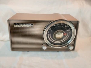 RARE 1959 Motorola AM Tube Radio - Model A12N - Picture 1 of 6