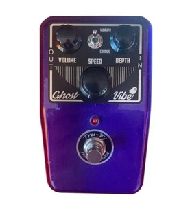 Tru-Fi Ghost Vibe Pedal - Purple - Picture 1 of 1