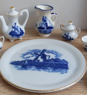 Puppenhaus, Puppenstube, altes Zubehör, Möbel, wenig bespielt, Lot 9 Holland - Bild 1 von 4