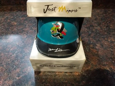 Mini casco firmado por Dallas Mcpherson 2004 Just Minors Braves certificado de autenticidad Foto 1 de 4