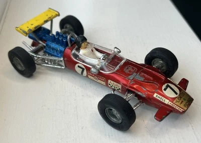 Coche de carreras Dinky 225 Lotus 49 F1 #7 Graham Hill 1:32 rojo metálico vintage 1971-6 Foto 1 de 4