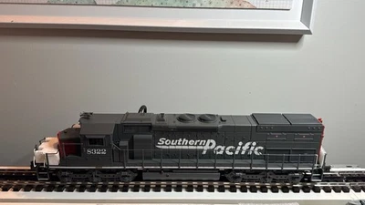 Lionel 6-38921 Southern Pacific SD40T-2 Diesel O Scale Legacy w/Box EXC - Image 1 of 4