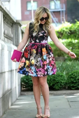 Stunning Red Valentino Black Taffeta Floral Print A Line Dress Size 46 IT - Image 1 of 4