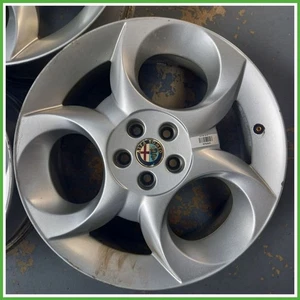 Cerchio in Lega ALFA ROMEO 147 (W8) (dal 08/2000 al 01/2006) 17 pollici 17 7.0J - Foto 1 di 5