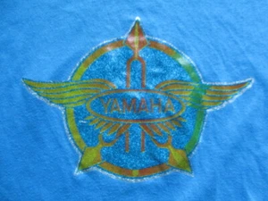 Vintage 70s Bantam Label - YAMAHA MOTORCYCLES Iron-On (LG) T-Shirt - Picture 1 of 3
