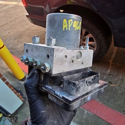 2012 Chevrolet Traverse 3.6L ANTI LOCK BRAKE ABS PUMP CONTROL MODULE APZ - Image 1 of 3