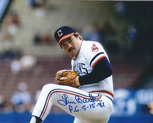 Signed 8x10 LEN BARKER "PG 5/15/81" Cleveland Indians photo W/ Show ticket - Picture 1 of 1