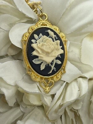 Oro Negro Celta Irlandés Rosa Corazón Boda Joyería Cumpleaños Collar Camafeo Foto 1 de 4