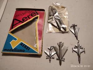 BARAVELLI- SET AEREI MILITARI E CARAVELLE- ANNI'70 - Foto 1 di 6