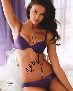 IRINA SHAYK GORGEOUS RUSSIAN SUPERMODEL SIGNED SEXY LINGERIE PHOTO PSA - Picture 1 of 2