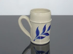 WILLIAMSBURG POTTERY BLUE FOLIAGE 20 OZ STONEWARE BEER STEIN TANKARD MUG - Picture 1 of 6