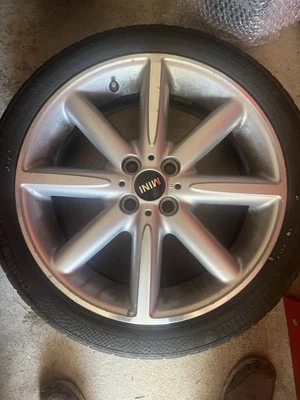 4 Stück Original Mini Cooper S Cabrio Alufelgen 7Jx17 EH2 mit Winterreifen. - Bild 1 von 4