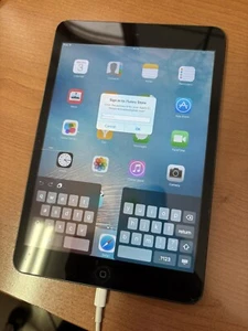 iPad Mini 16 GB Nero Modello A1432 - Foto 1 di 4