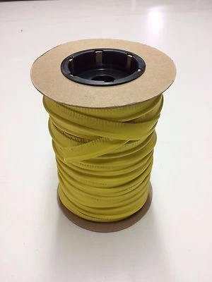 CORDÃO DE CINTO VINIL SUPREMO AMARELO MARINHO COURO SINTÉTICO ACABAMENTO AUTOMÁTICO PARA ESTOFAMENTO DE BARCO BTY - Imagem 1 de 4