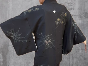 Schöne Vintage japanische schwarze strukturierte Seide Haori Jacke - Bild 1 von 8