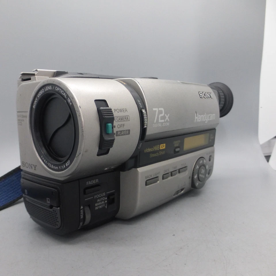 Sony Handycam CCD-TR840E Handheld Video Hi8 XR 8mm Camcorder Silver Tested - Image 1 of 4