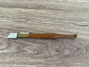 VINTAGE DIAMOND TIPPED GLASS CUTTER KEEN WARRENTED MADE IN JAPAN 1A - Picture 1 of 8