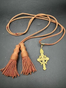 DeMolay Legione d'Onore Croce Medaglione Bianco Cordone Corda Cordone Nappa Massonica - Foto 1 di 4