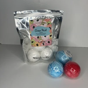 Set of 6 Fizzy Bath Bombs: 3 Ocean Mist, 1 Blueberry 2 Misc -Red, Blue & White - Picture 1 of 6