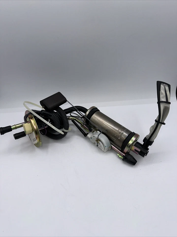 Conjunto de bomba de combustible y transmisor Airtex E7072S para Jeep Cherokee 1991, 1992, 1993 Foto 1 de 4