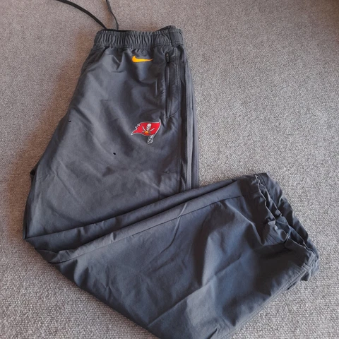 Tampa Bay Buccaneers Nike Onfield Track Pants Size XXL Athletic NFL Bucs Cover