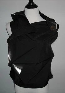 NWOT Women's Issey Miyake 132 5. Origami Top Size 3 Black/Silver IL68-FJ551 - Picture 1 of 13