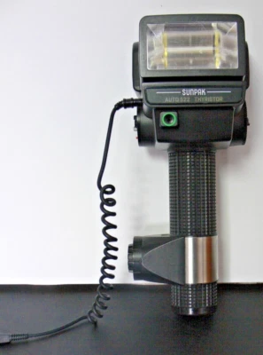 Sunpak 522 Thyristor Handle Mount Flash (Body Only) Very good Condition - Image 1 of 4