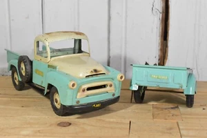 VINTAGE TRU SCALE INTERNATIONAL HARVESTER IH AQUA PICKUP TRUCK WITH TRAILER - Picture 1 of 15