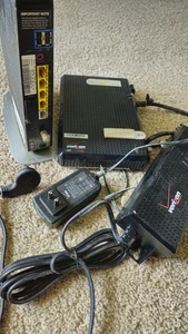 Verizon G1100 With I-211M-L And Power Cables - Picture 1 of 6