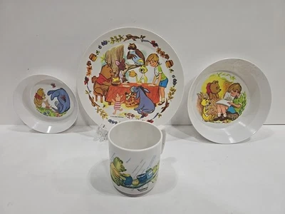 Vintage Oneida Ware Winnie the Pooh 8" Inch Plate and Bowl Set - Image 1 of 4