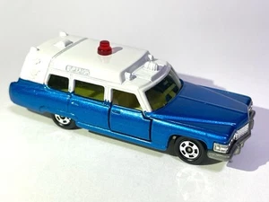 ⭐️⭐️❤️Vintage TOMICA Diecast Car CADILLAC AMBULANCE - CUSTOM MADE METALLIC BLUE - Picture 1 of 5