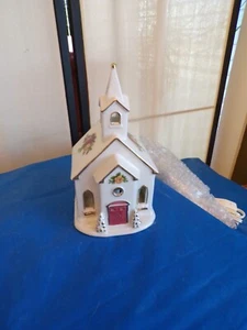 Royal Albert Old Country Roses Electric Lighted Church-Works - Picture 1 of 9