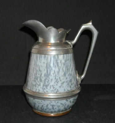 Crema de granito gris temprano - recortada en peltre - Excelente - Esmalte Foto 1 de 2