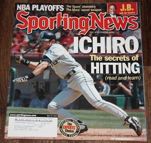 THE SPORTING NEWS MAGAZINE 05/205 - ICHIRO COVER - THE SECRETS OF HITTING - Foto 1 di 1