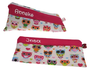 Federmäppchen Eulenfamilie mit Namen Mäppchen Brillenetui Schlampermäppchen Neu - Bild 1 von 7
