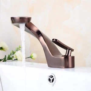 Grifo mezclador en cascada grifo de latón grifos de latón mezclador de lavabo de un solo orificio montado en cubierta de baño - Imagen 1 de 11
