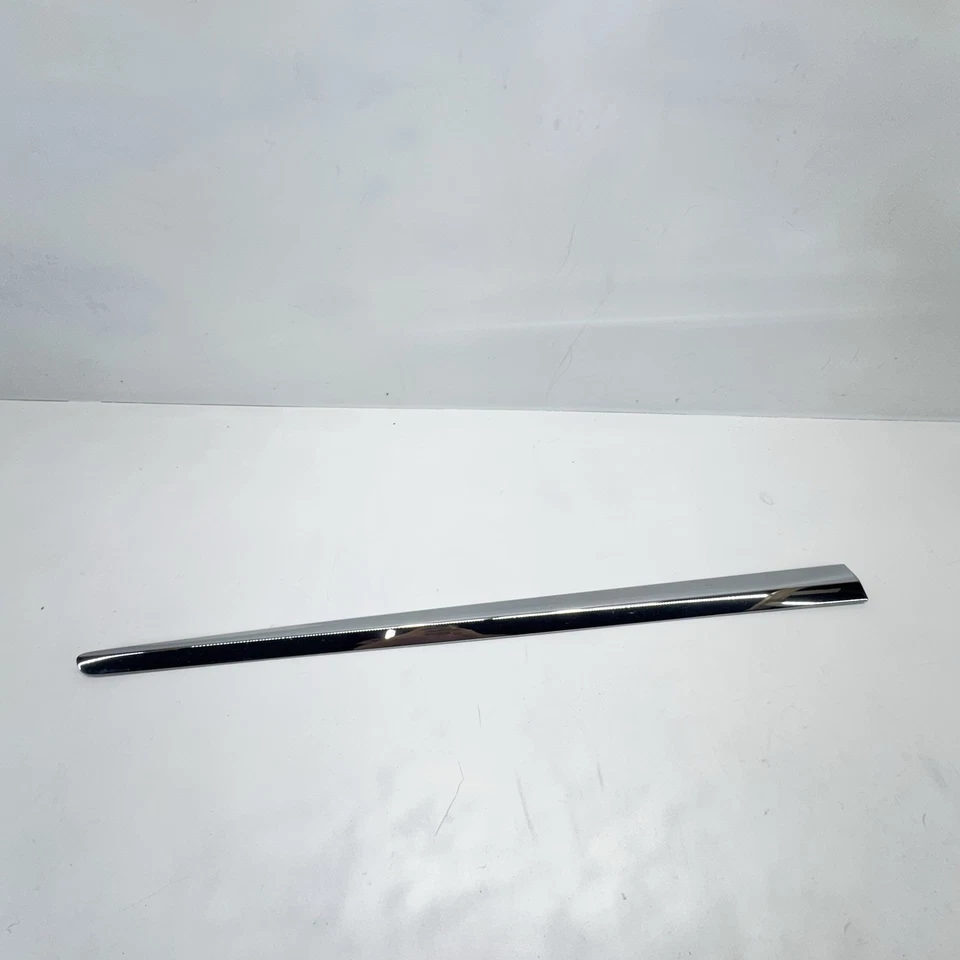 INFINITI QX60 2014-2020 CUBIERTA MOLDEADA INFERIOR PUERTA LADO CONDUCTOR DELANTERO IZQUIERDO OEM Foto 1 de 4