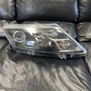 2010-2012 Ford Fusion Halogen Type Projector Black Headlight Passenger Right - Picture 1 of 7